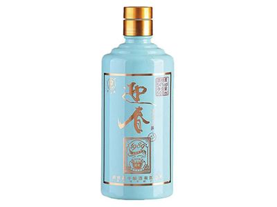 晶白料玻璃酒瓶的制作成本比普通酒瓶高吗？